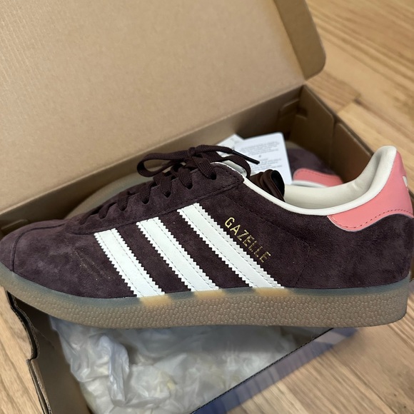 Adidas Gazelle size 7 - Picture 2 of 12
